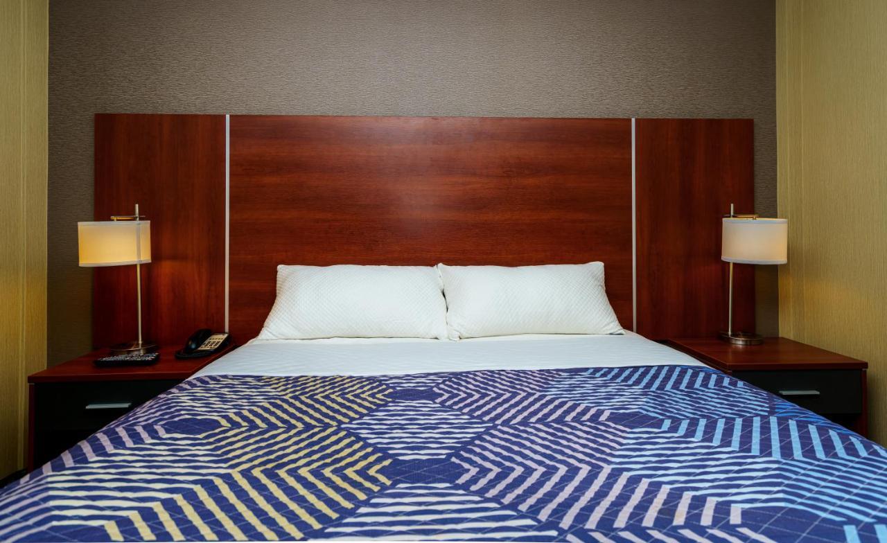 Sky Hotel Flushing/Laguardia Airport 뉴욕 외부 사진